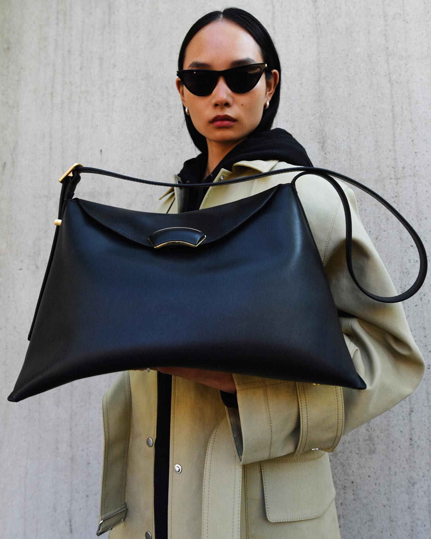ID Soft Shoulder Bag - 7