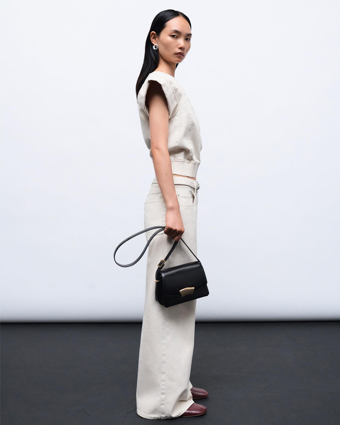 ID Shoulder Bag - 8