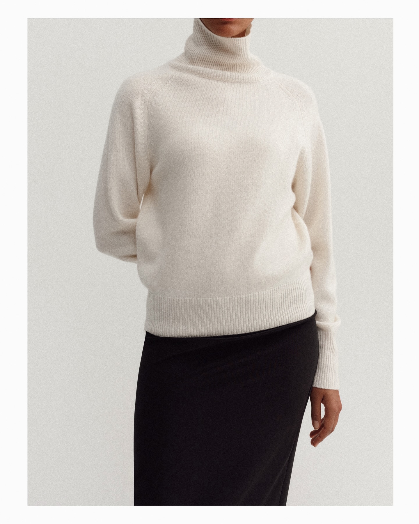 Yara V-Neck Sweater, vanilla - 6