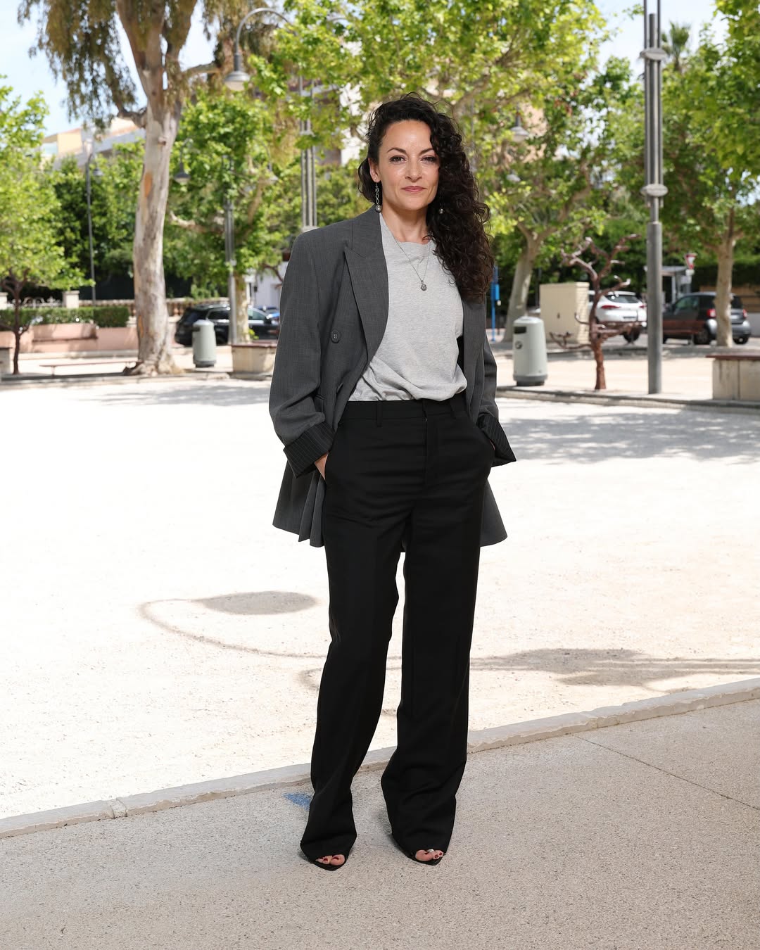 Black New Wool Low Waist Wide Trousers - 7
