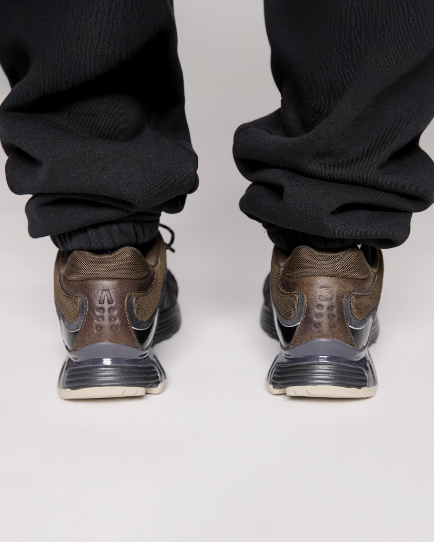 Premium Faded Temple Straight Sweatpant - 7
