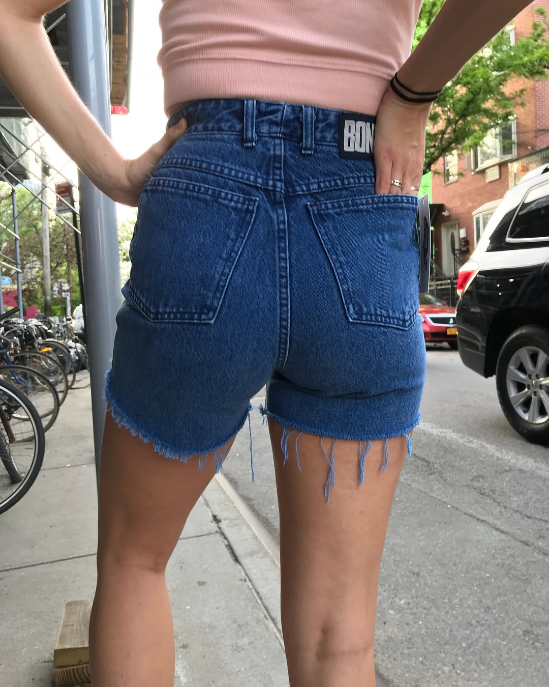 Levi's 550 Cutoff Shorts (Reworked) – W: 29" - 10