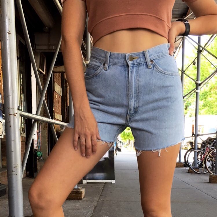 Levi's 550 Cutoff Shorts (Reworked) – W: 29" - 8
