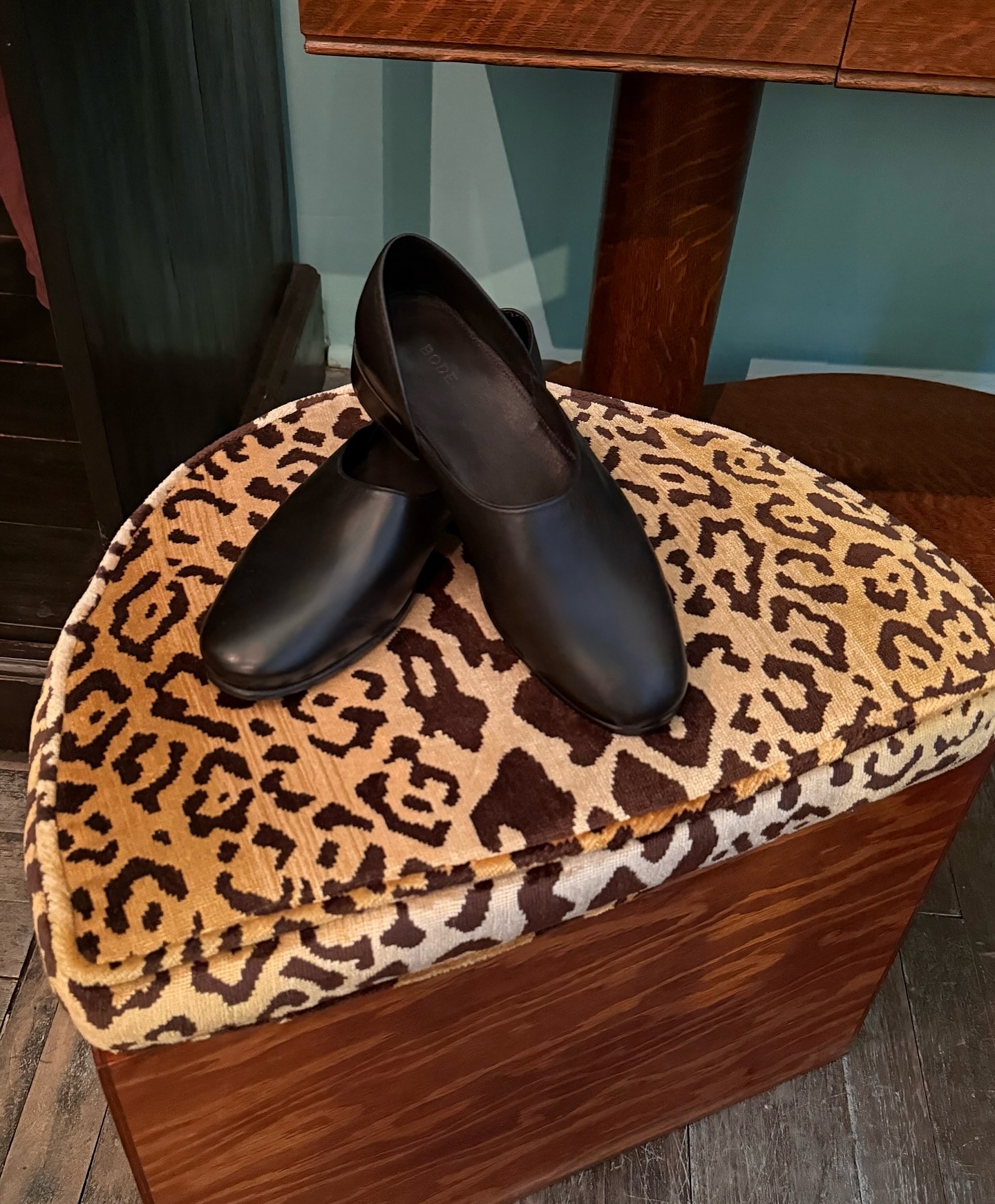 Leather House Shoes - Black - 7
