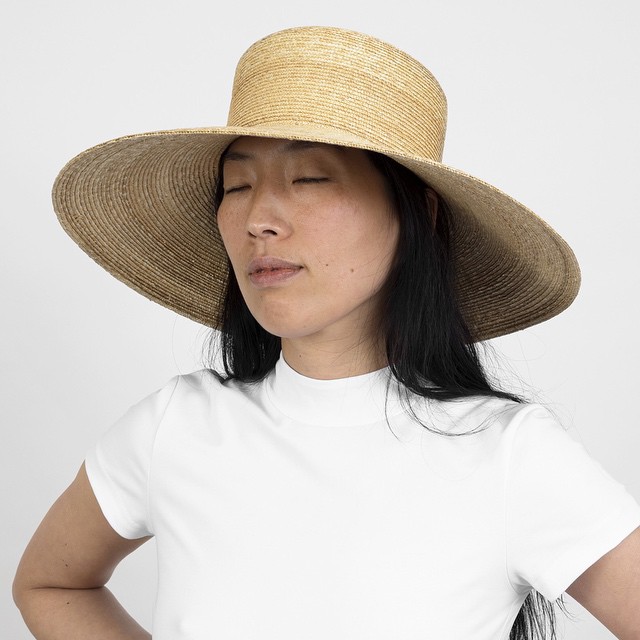Medium Brim Flat Top Hat in Sand Straw - 8