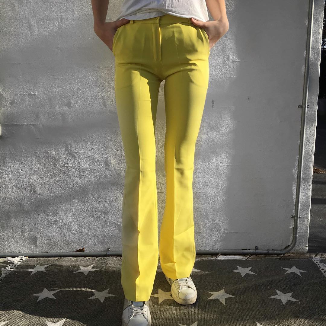 Essential flared pants - Butter - 9