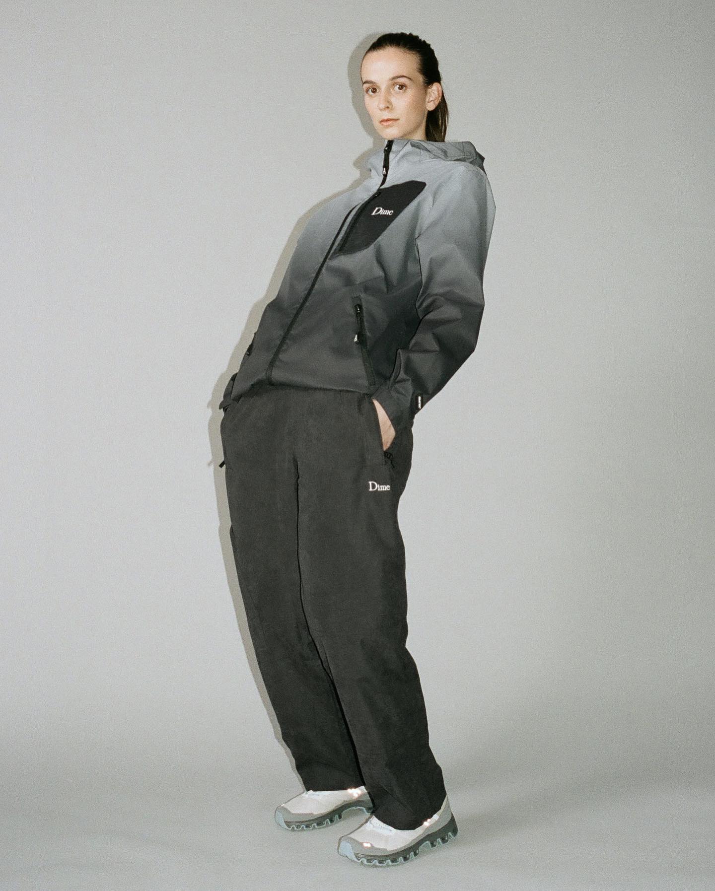 Classic Small Logo Sweatpants - 7