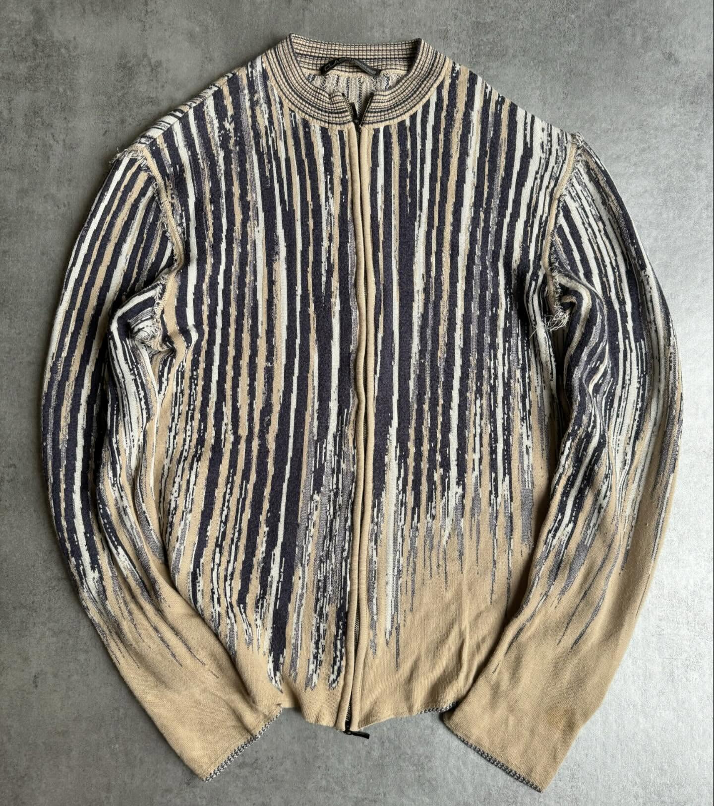 2000s Armani Wool Beige Zip-Up Sweater - 8
