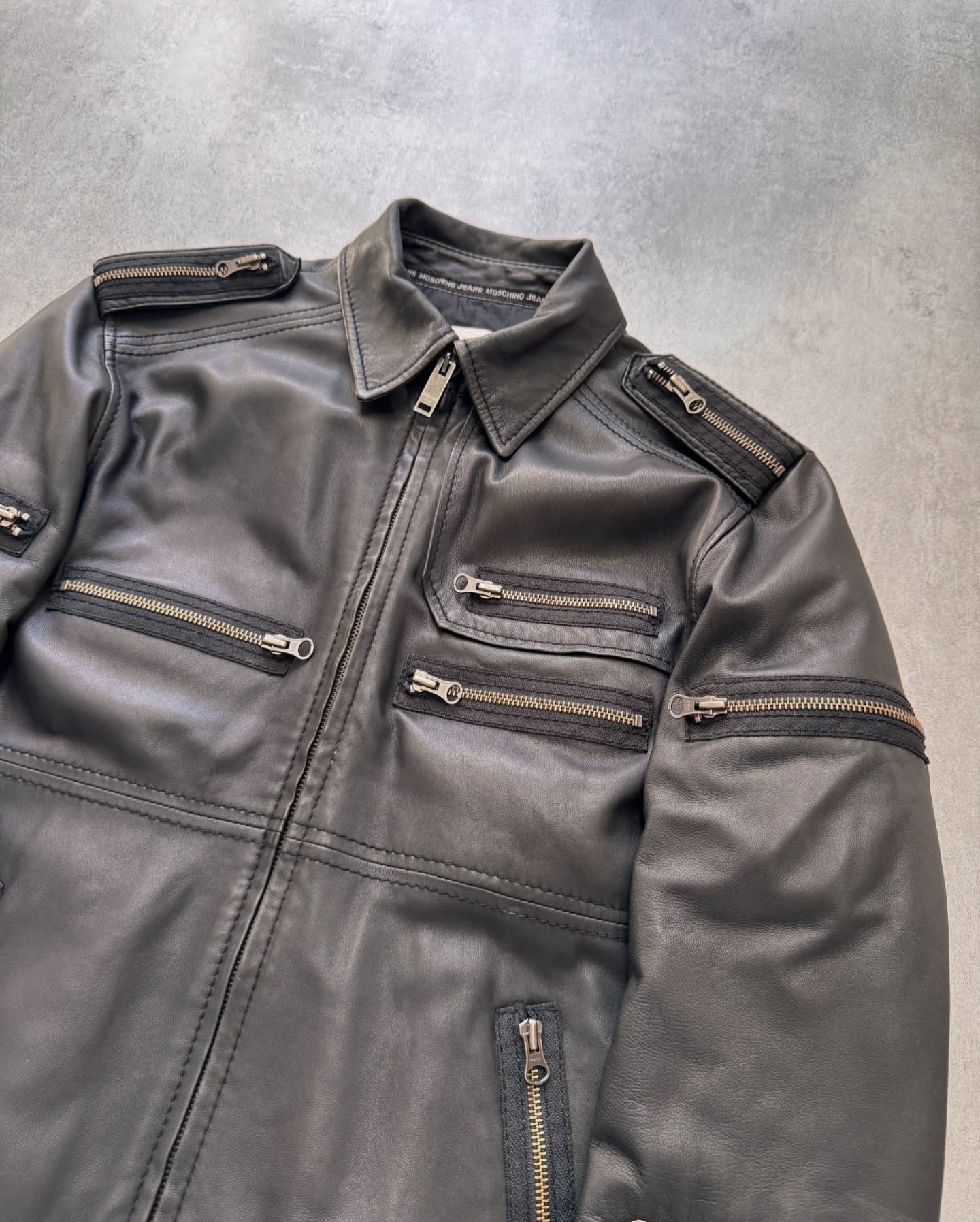 2000s Moschino Multi Zips Circle Black Leather Jacket - 11