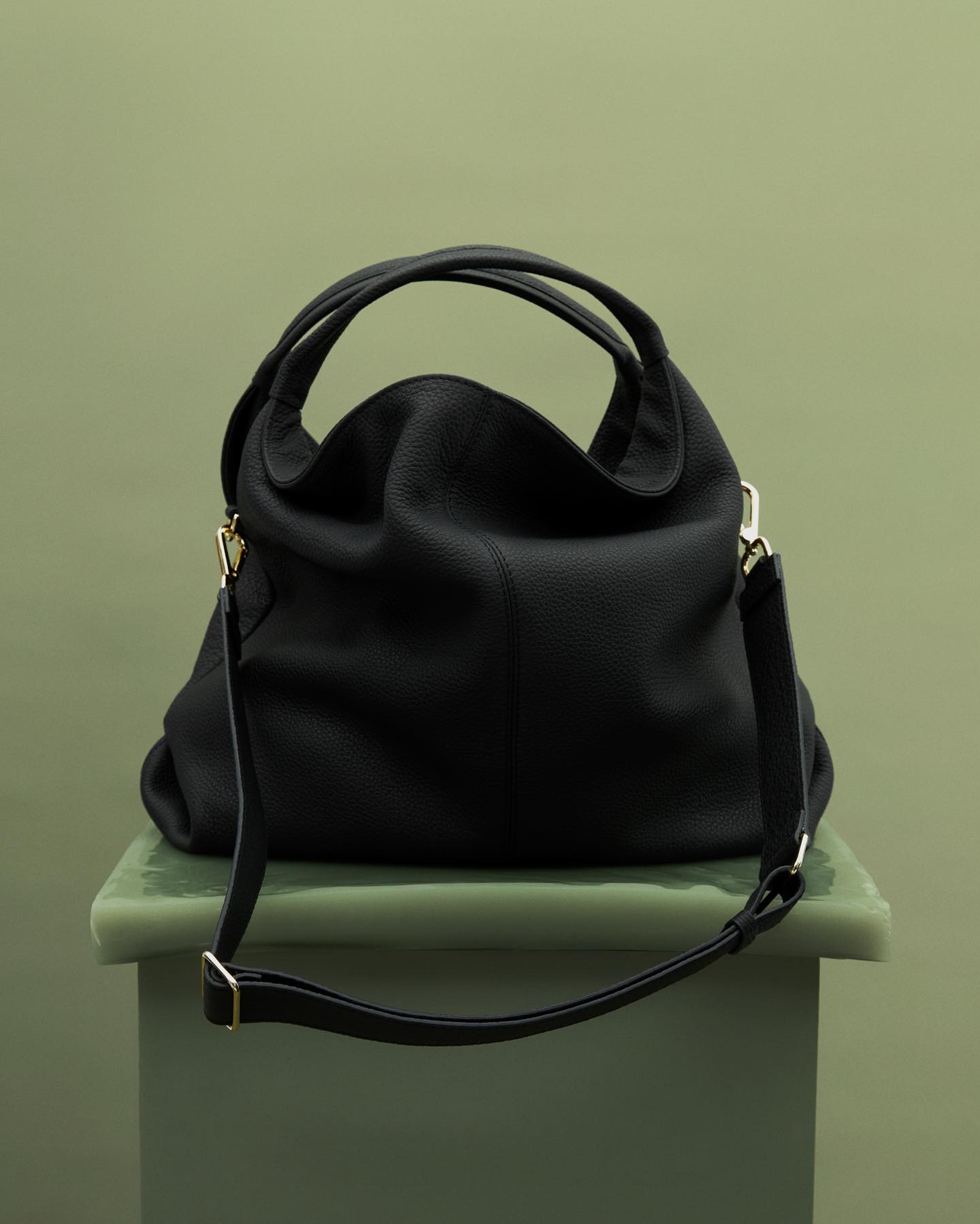 Gala Black - 9