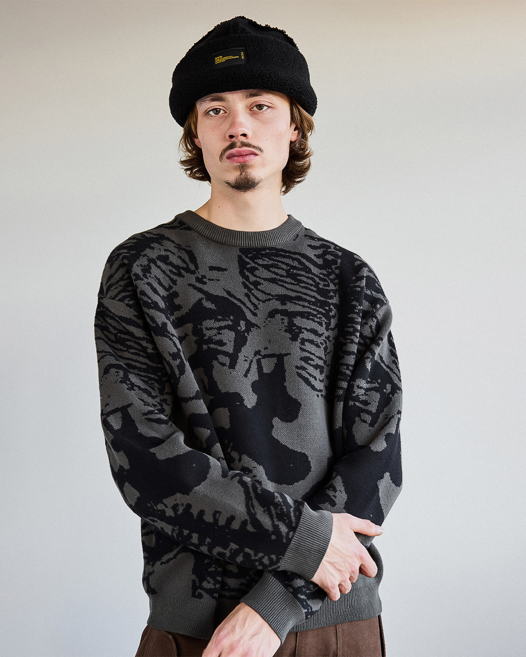 Skeleton Knit - Dark Olive - 8