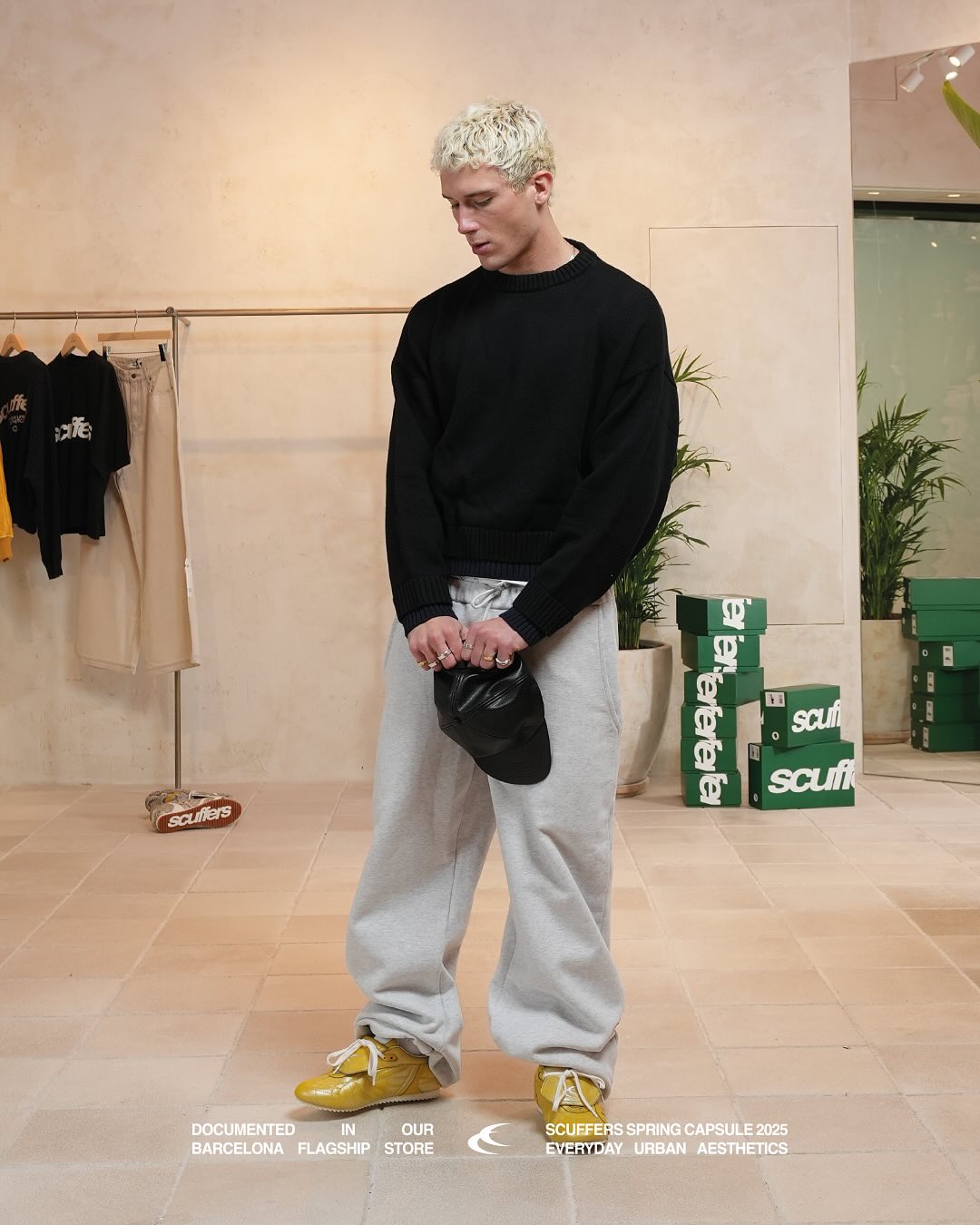 Hole Green & White Knit - 7