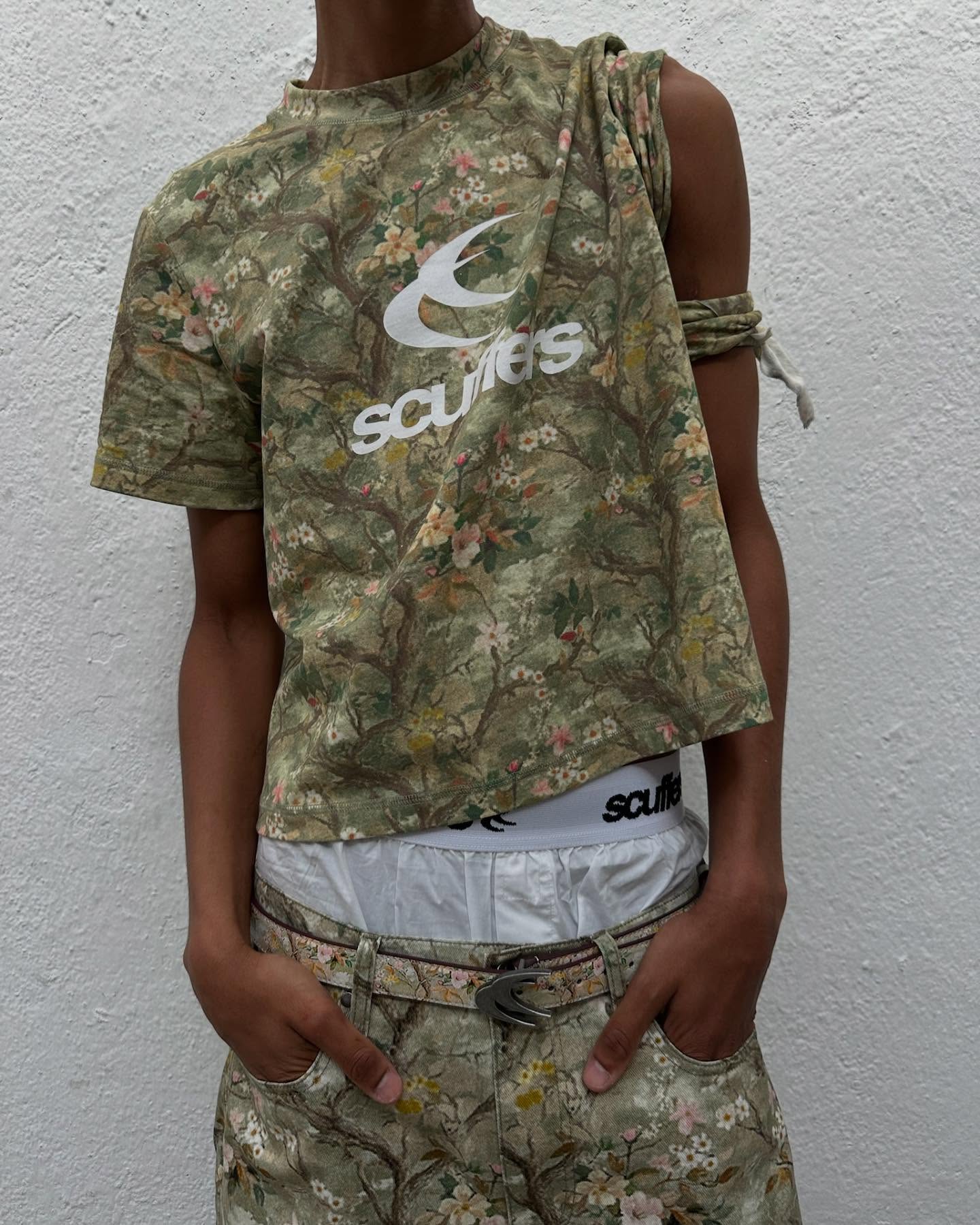 Real Flower Fitted T-Shirt - 6