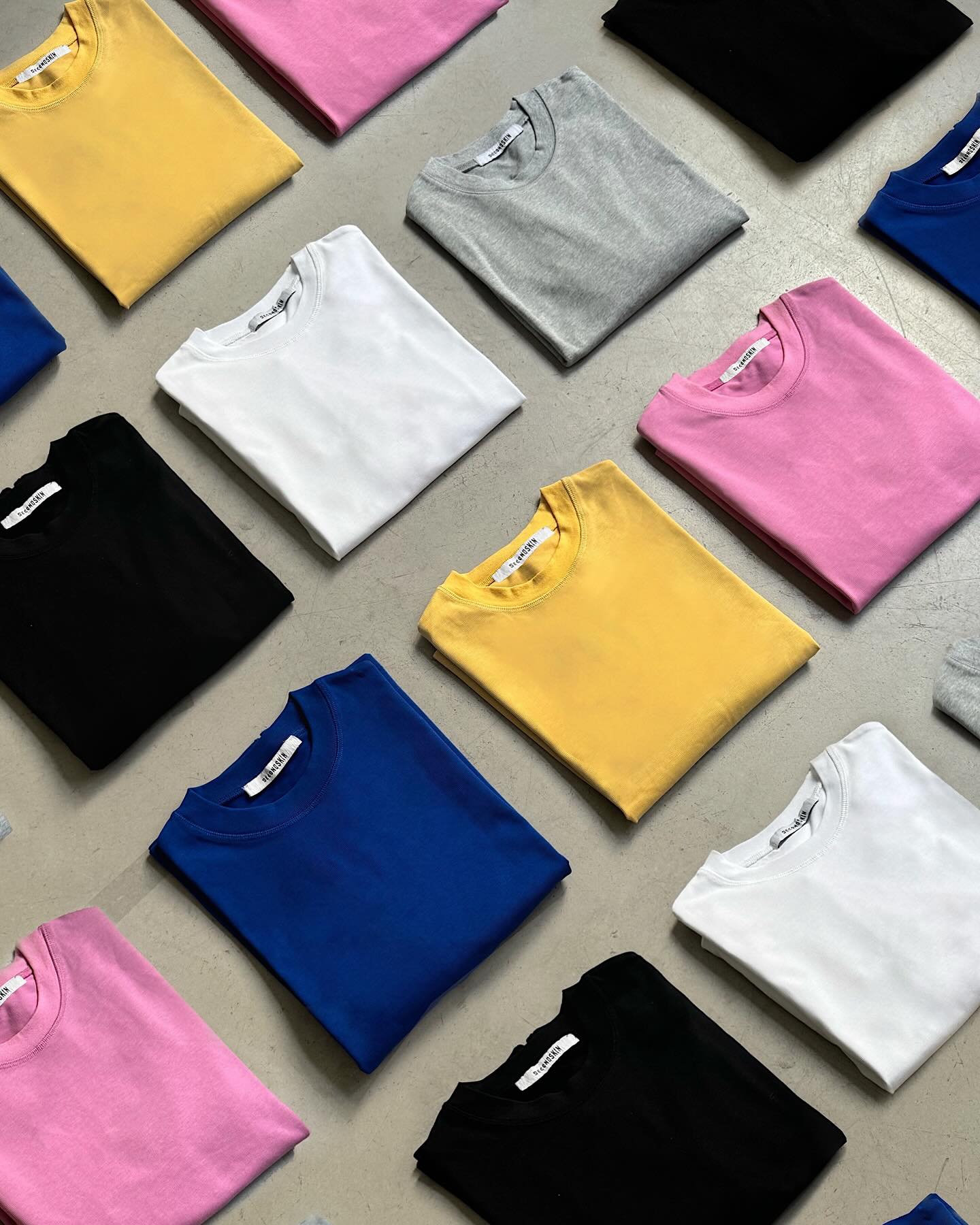 CROP T-SHIRT - 4