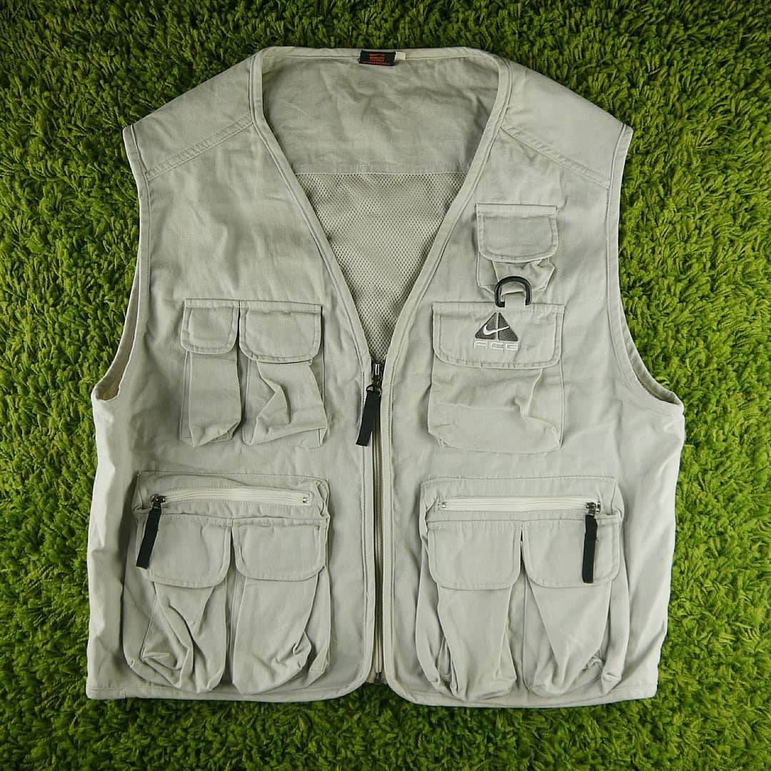 Vintage Montbell Multi Pocket Cargo Vest Gilet Size S - 8