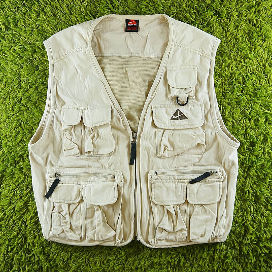 Vintage Montbell Multi Pocket Cargo Vest Gilet Size S - 7