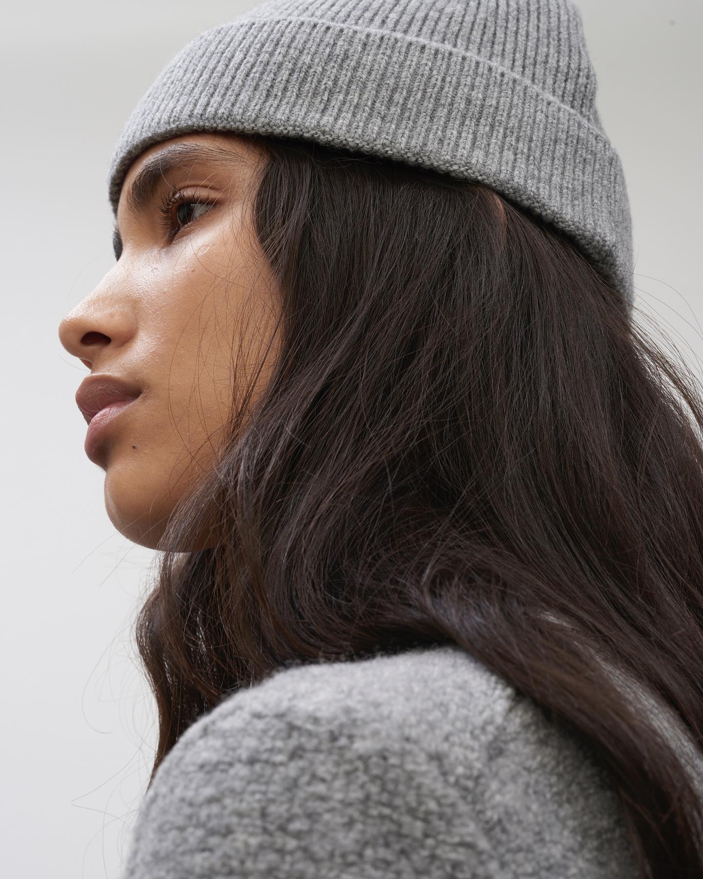 Timo Beanie in Espresso Brown - 10