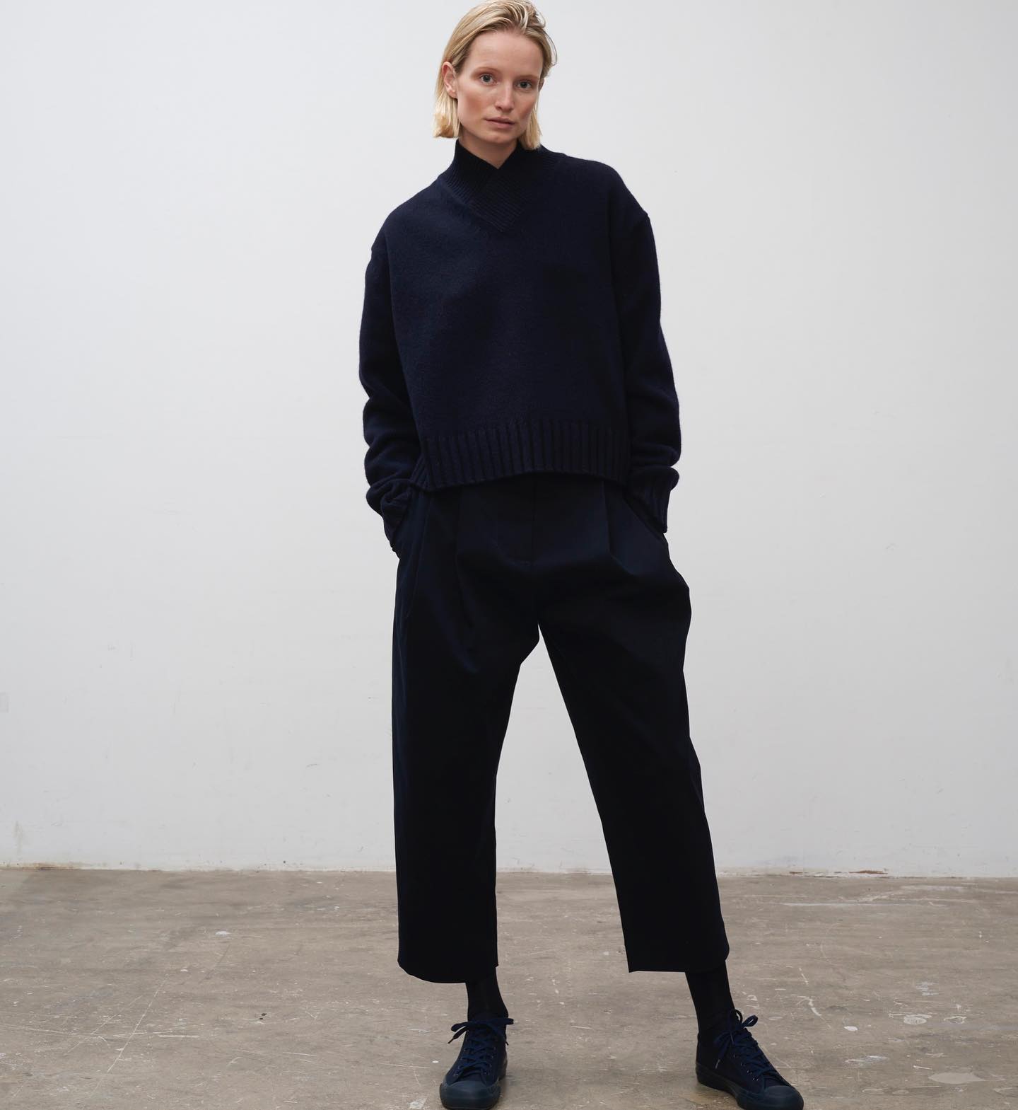 Clovis Pant in Washed Black - 9