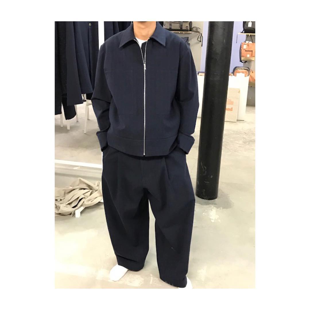 Clovis Pant in Washed Black - 8