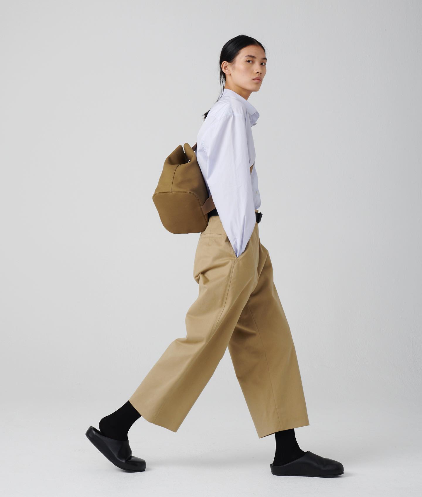 Men's Wearing Clog in Black - 9