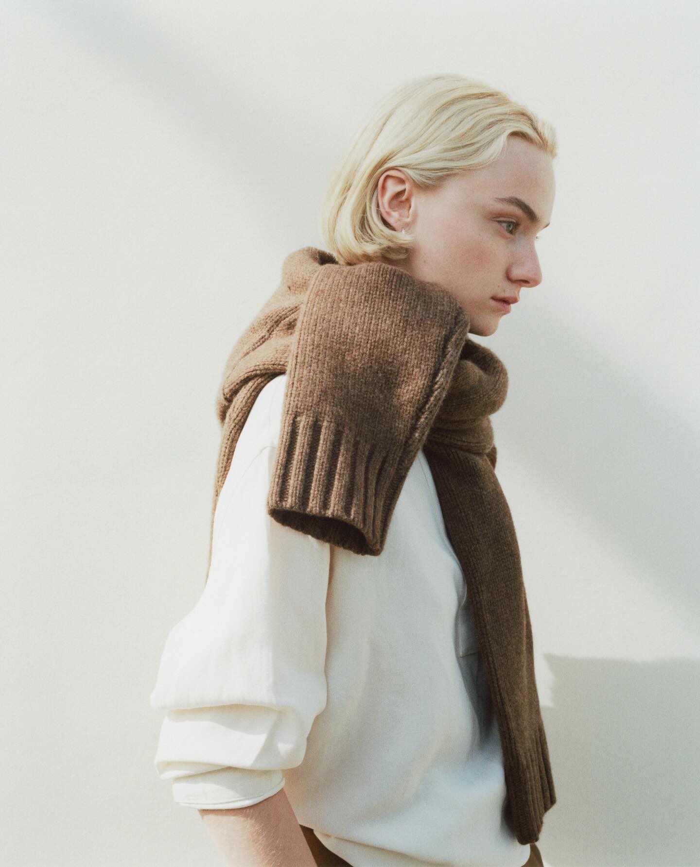 Timo Beanie in Espresso Brown - 9