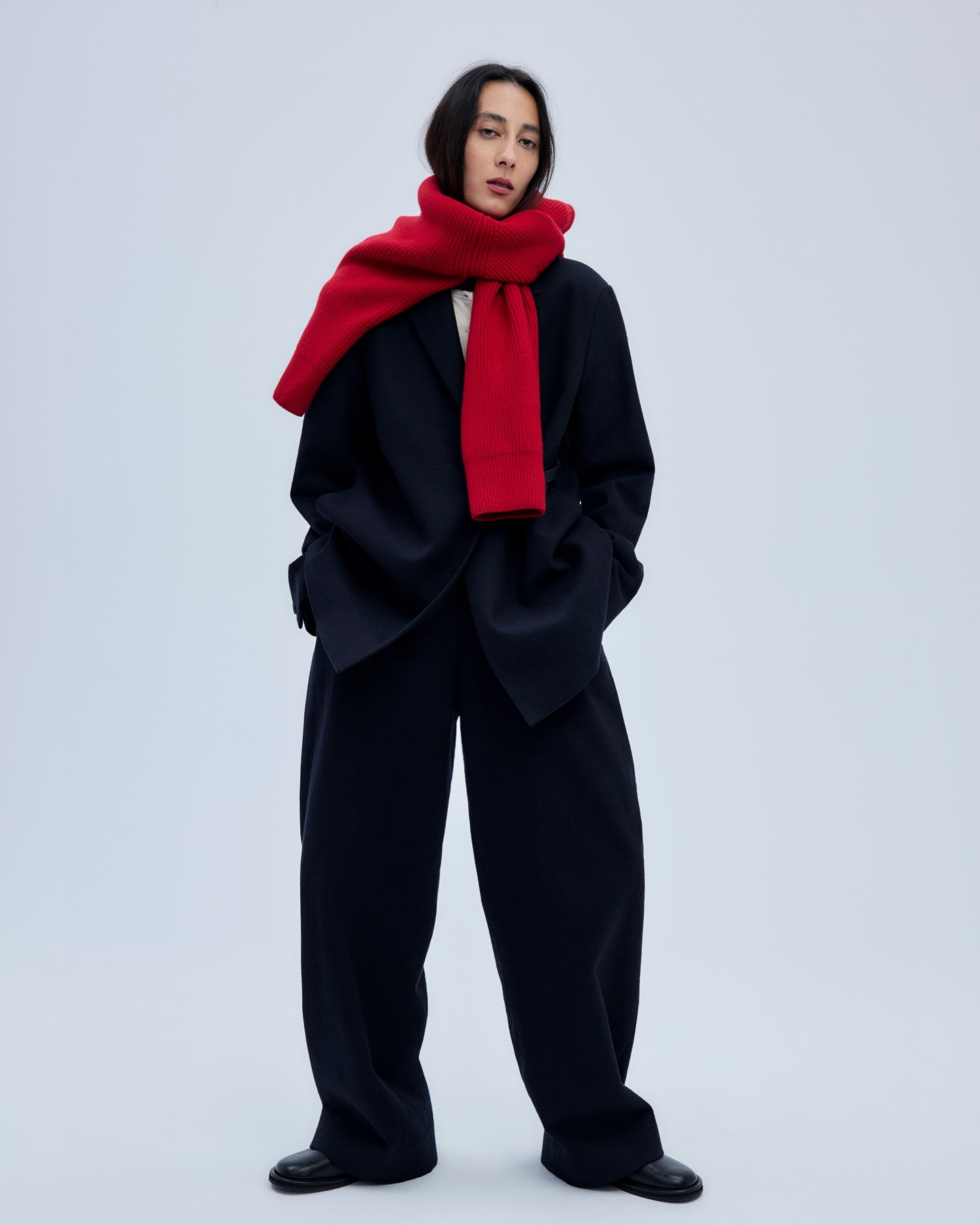 Roversi Jacket in Darkest Navy - 11