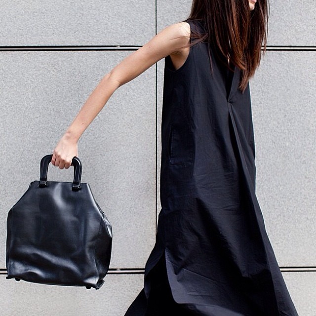 Surat Dress in Black - 10