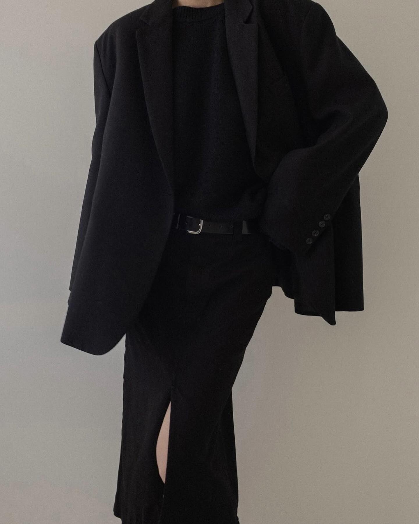 Basel Crew Neck Sweater - Black - 11
