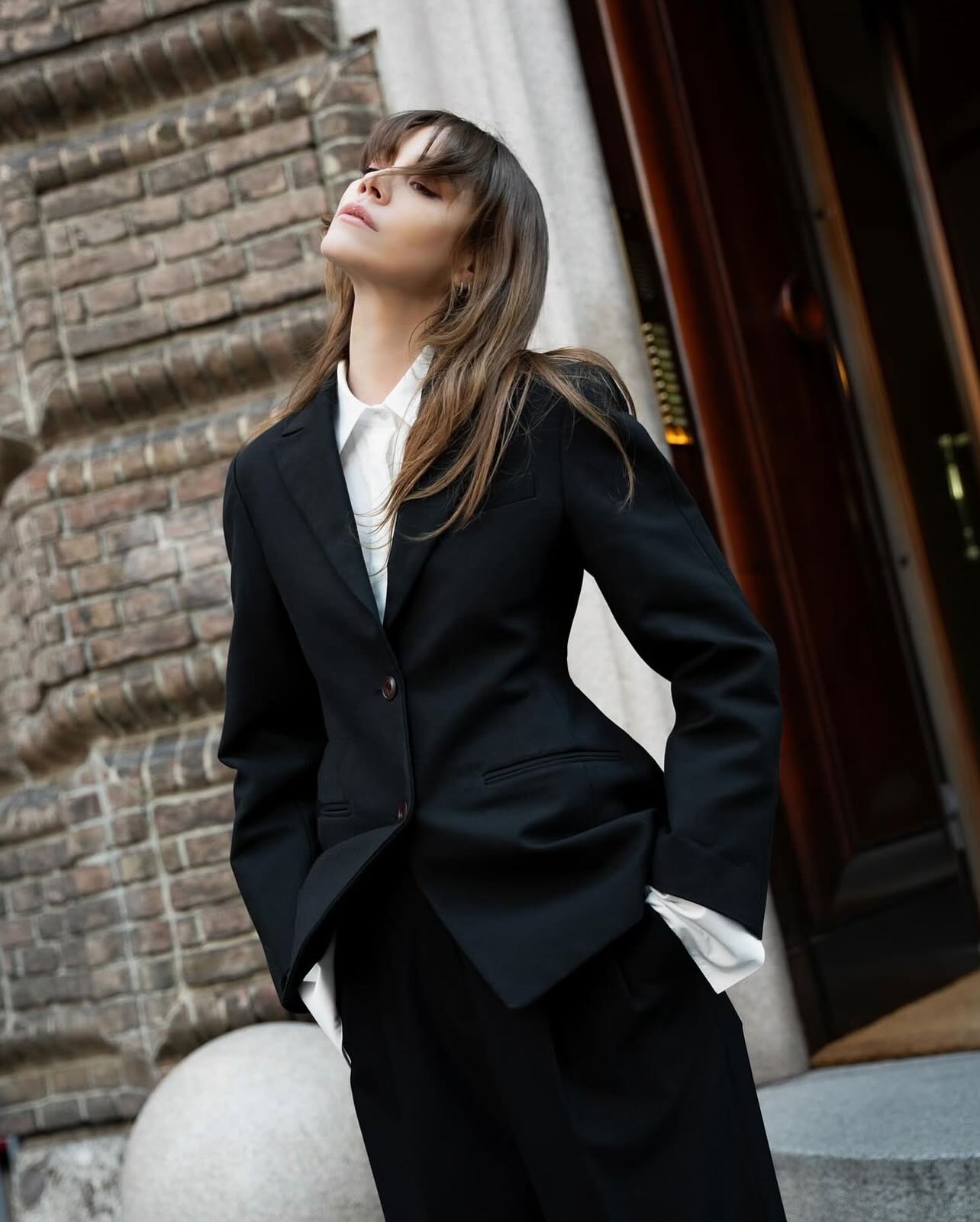 Colette Hourglass Blazer - Black - 8