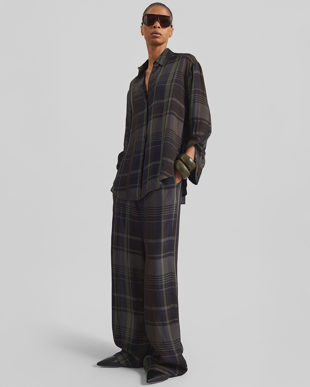 Evald Shirt - Navy Plaid - 7