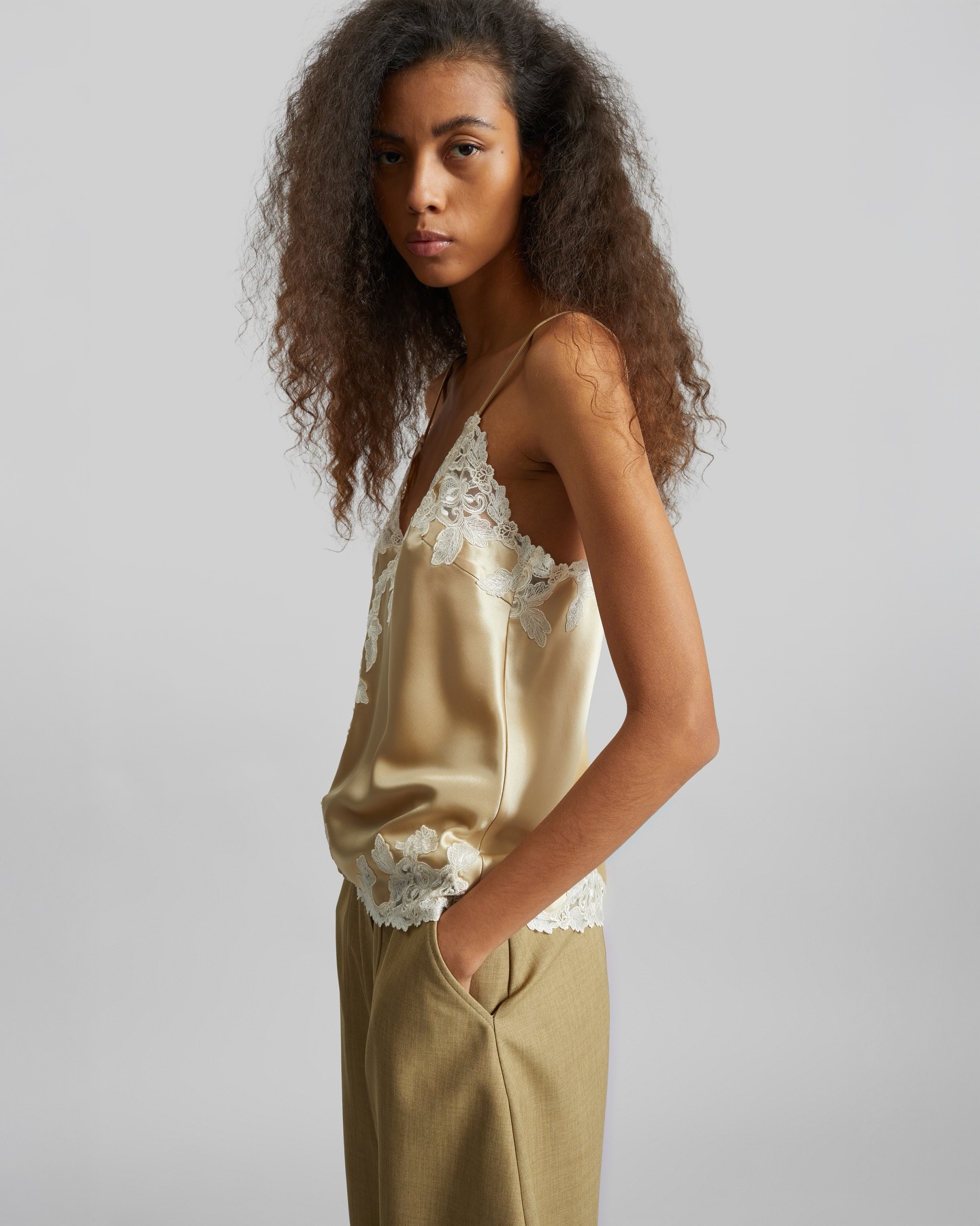 Marfa Linen Bermuda Shorts - Camel - 10
