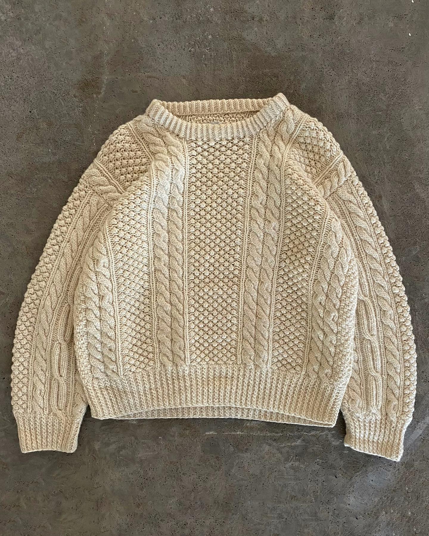 1970s - Cream Handknit Wool Cardigan - L/XL - 6