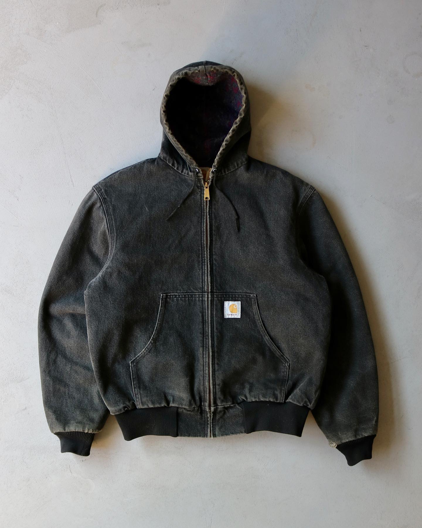 1990s - Distressed Red Carhartt Zip Up Hoodie - M - 11