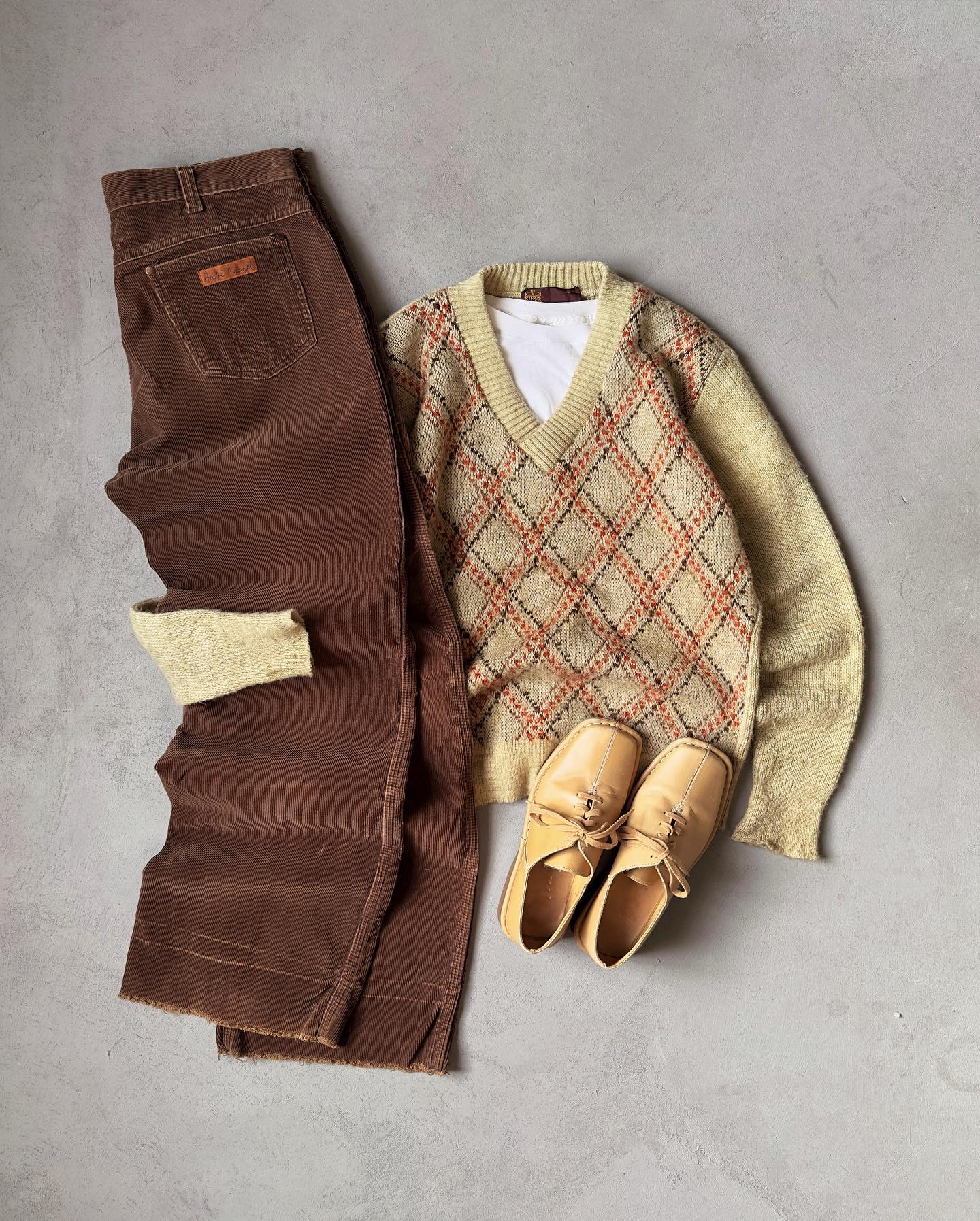 1990s - Distressed Mint J.Crew Argyle Sweater - XL - 11