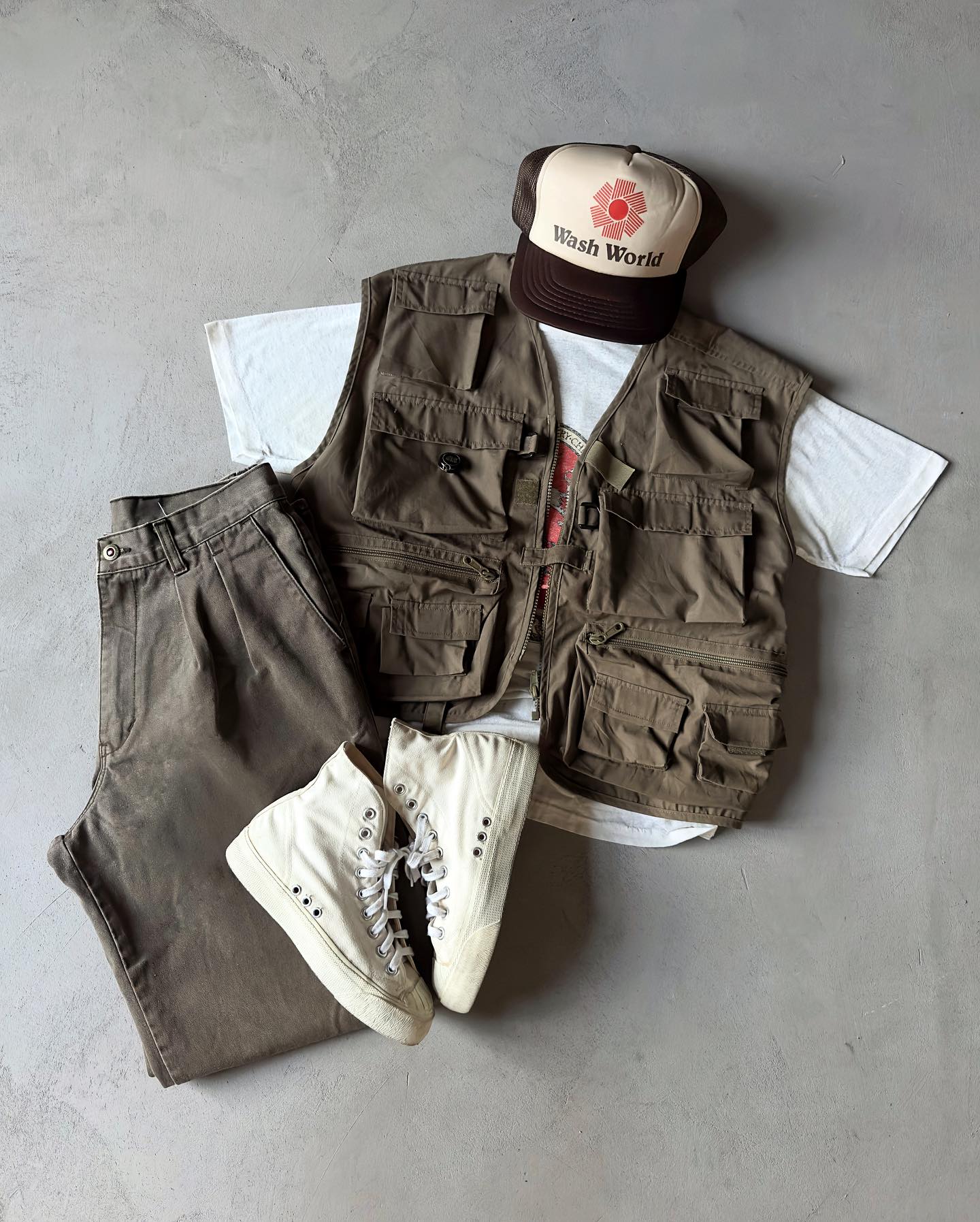 1990s - Khaki Multi Pockets Fishing Vest - XL - 7