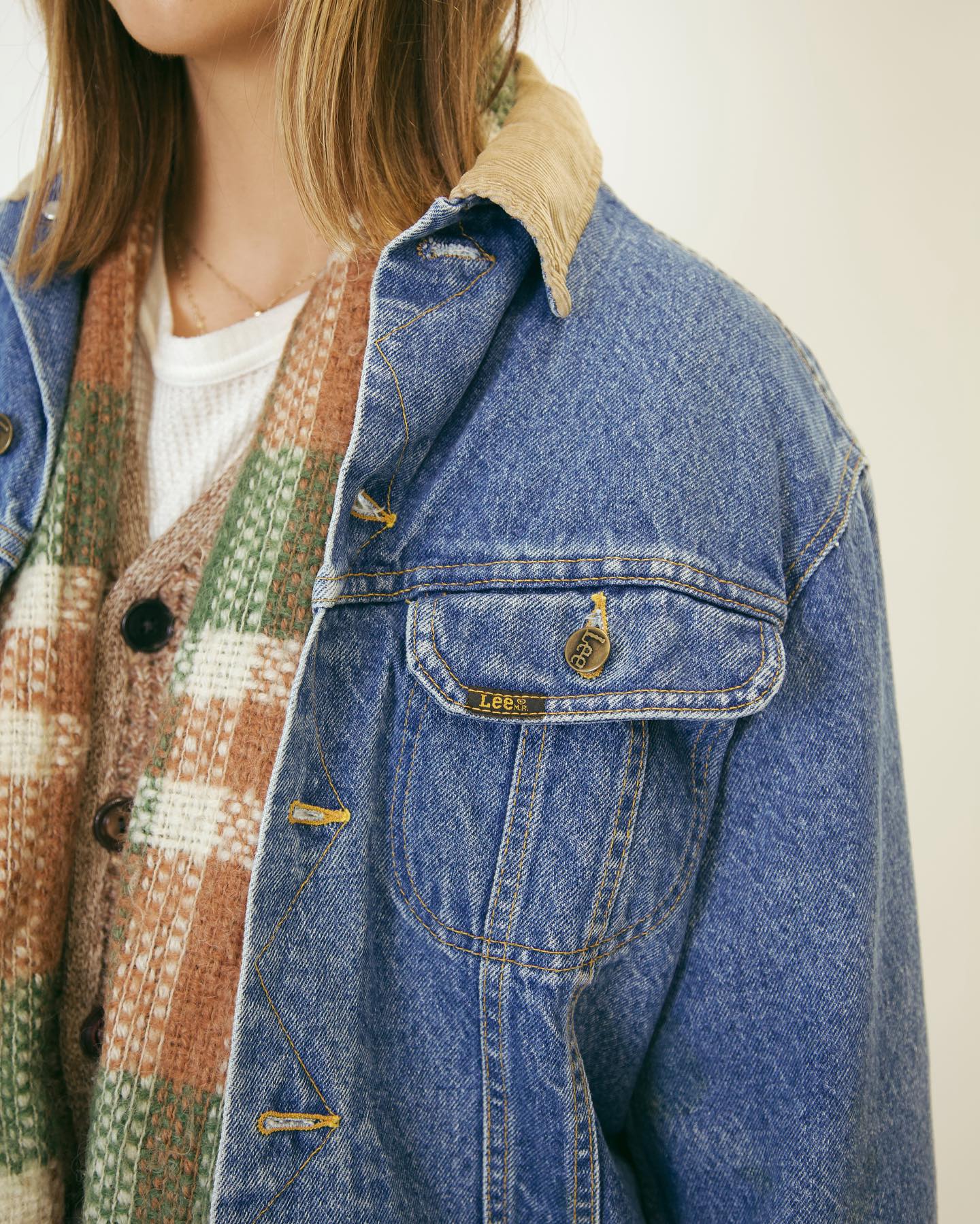 2000s - Banana Republic Denim Trucker Jacket - L - 10
